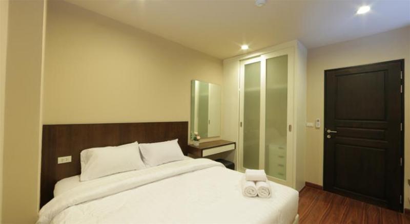 The Tepp Aparthotel Бангкок Экстерьер фото