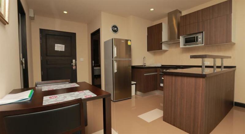 The Tepp Aparthotel Бангкок Экстерьер фото