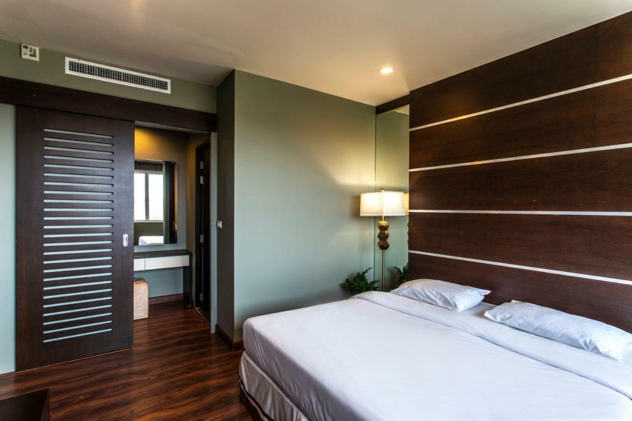 The Tepp Aparthotel Бангкок Экстерьер фото